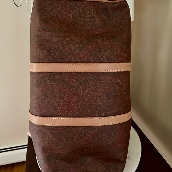 Vintage Etro Travel Duffle Bag with lock and keys - Picture 8 of 17